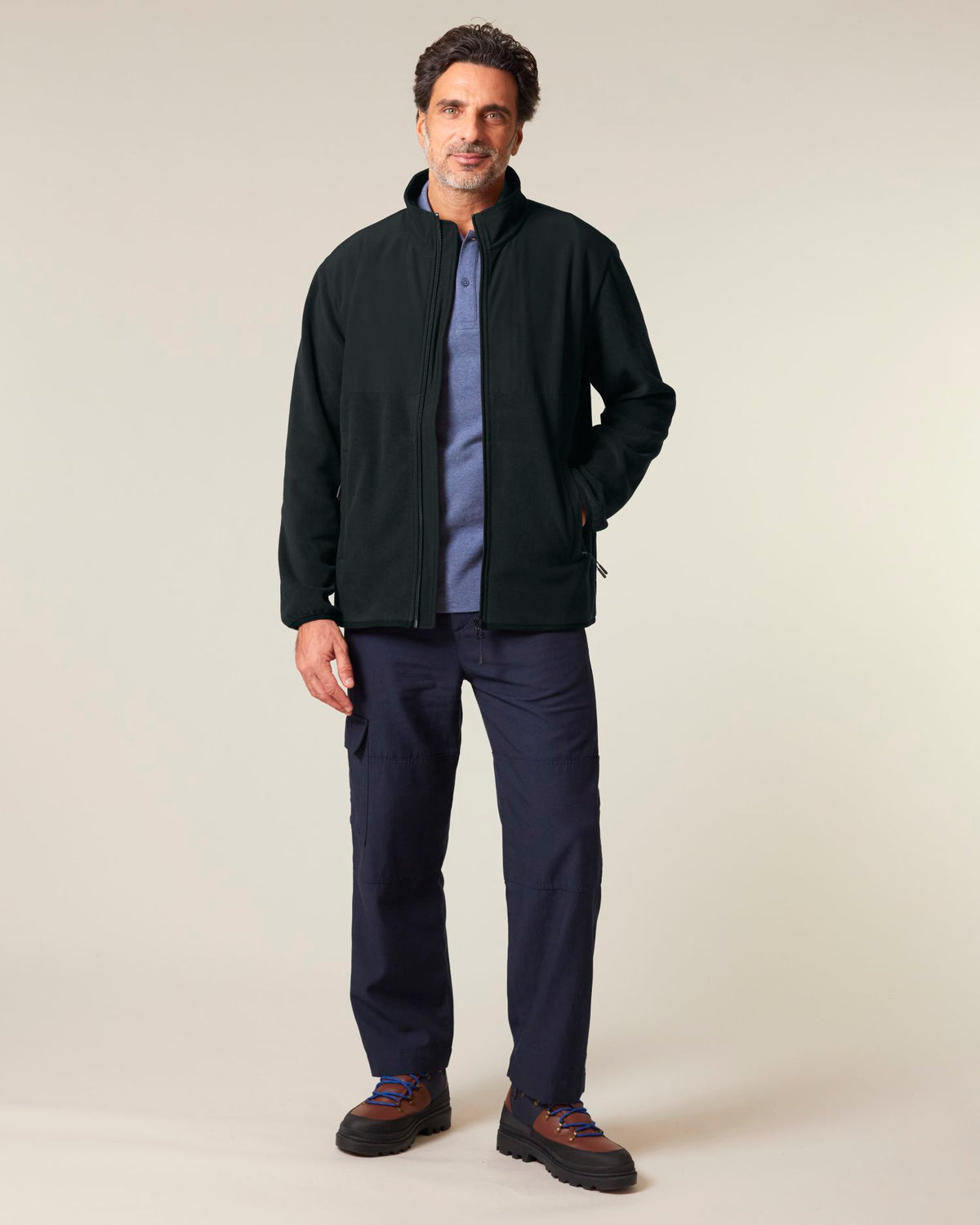 Black - C002
