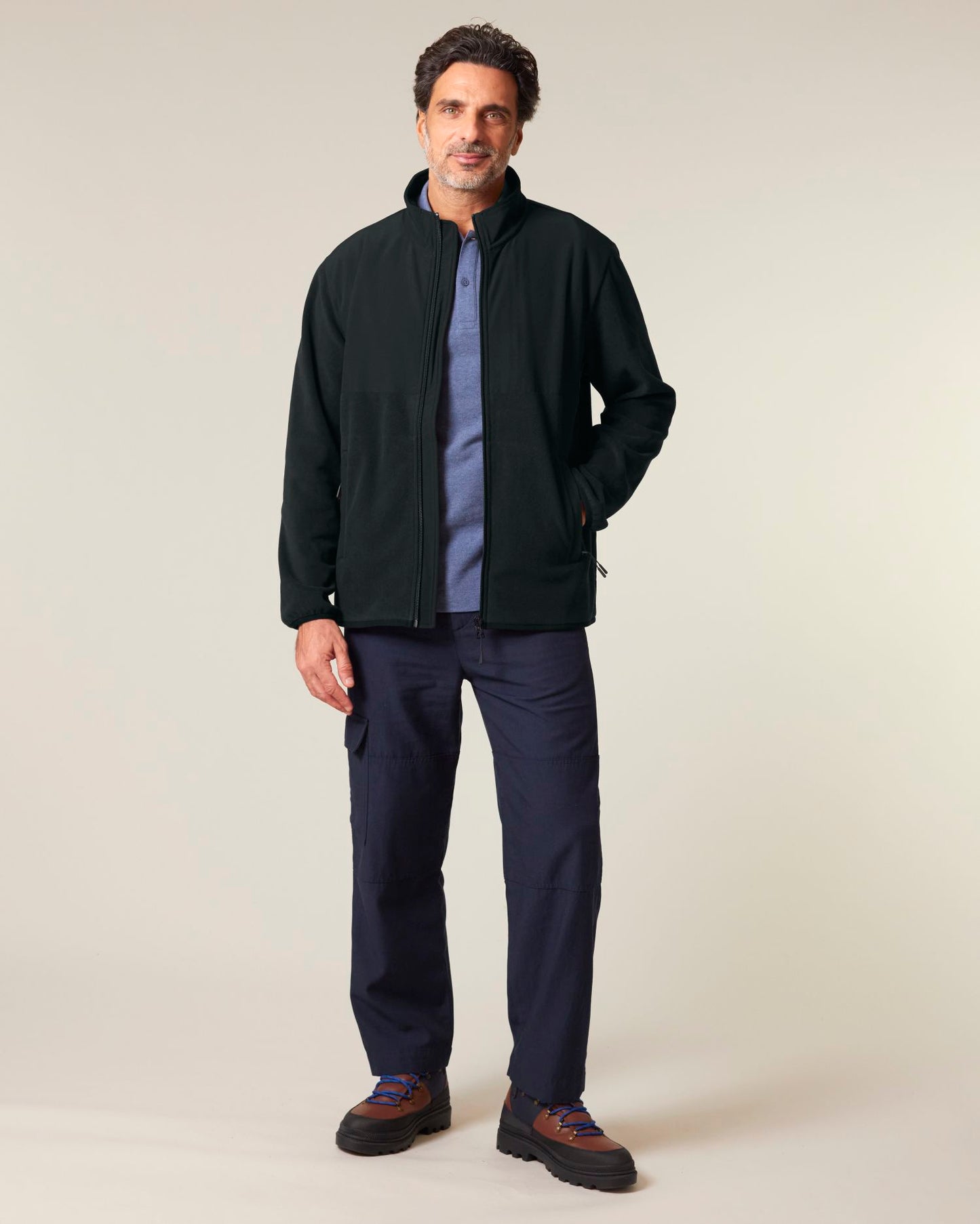 Black - C002