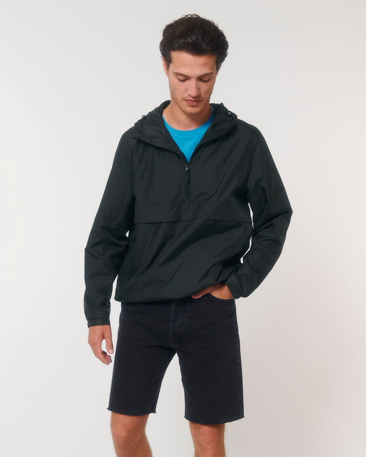 Black - C002
