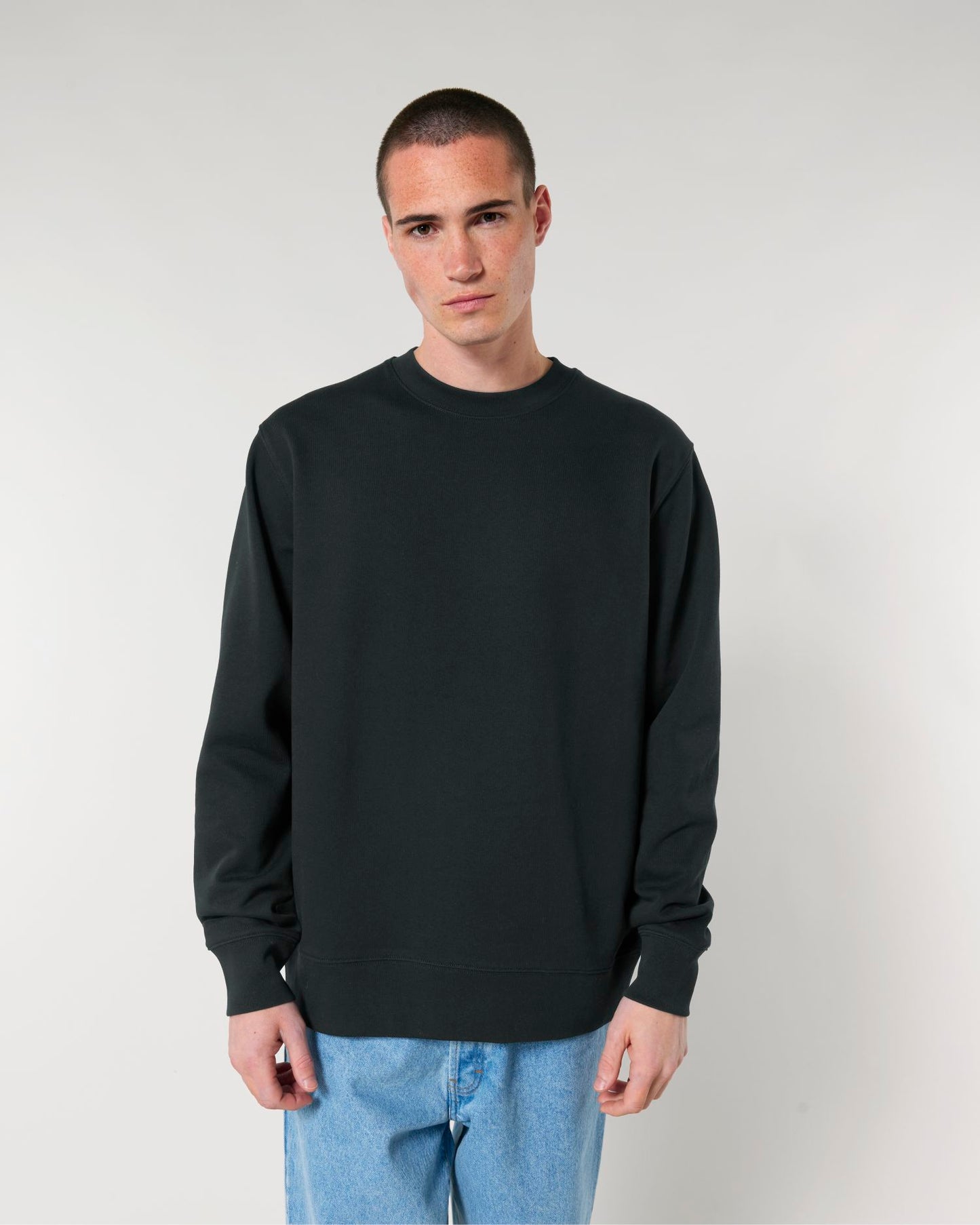 Black - C002