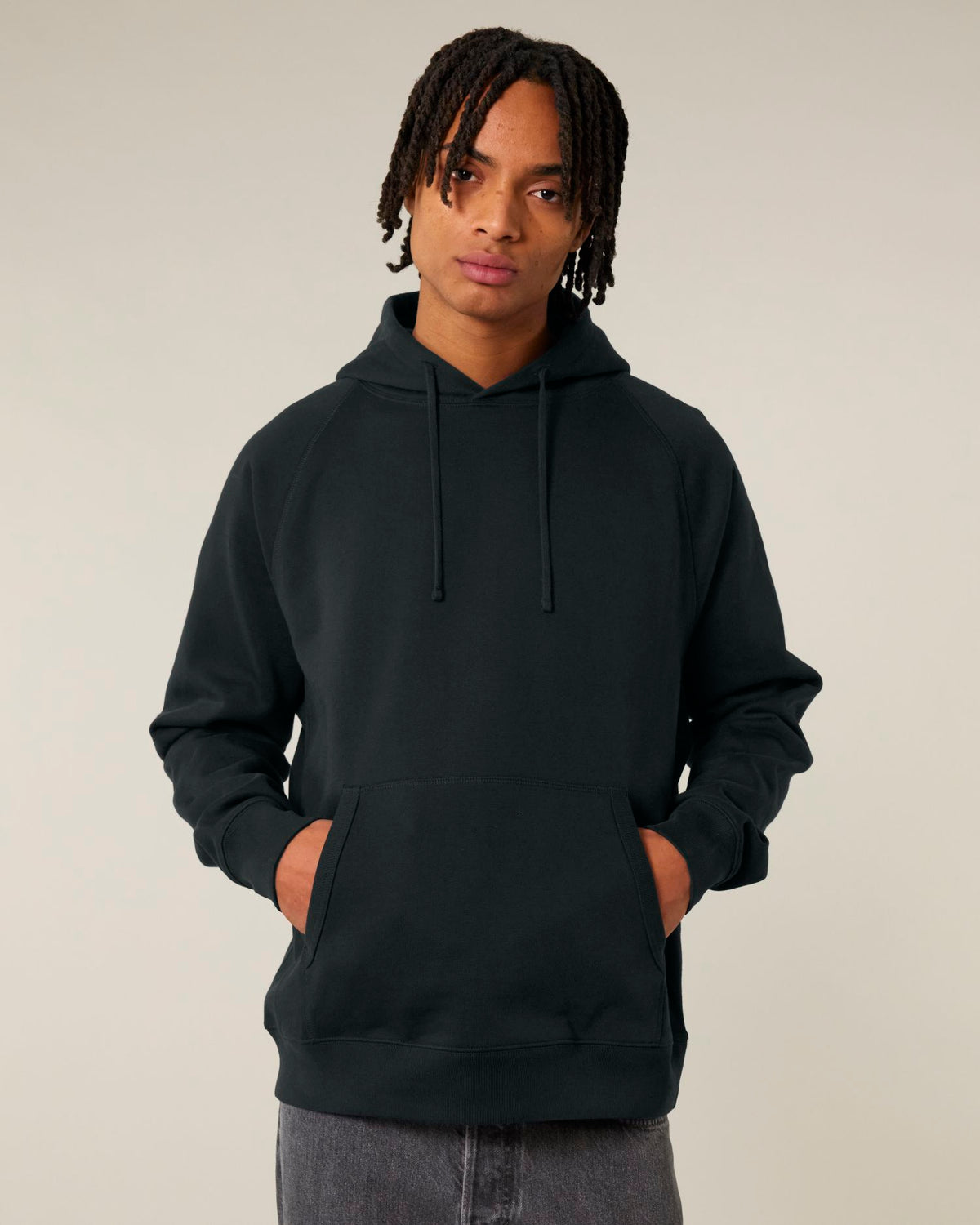 Black - C002