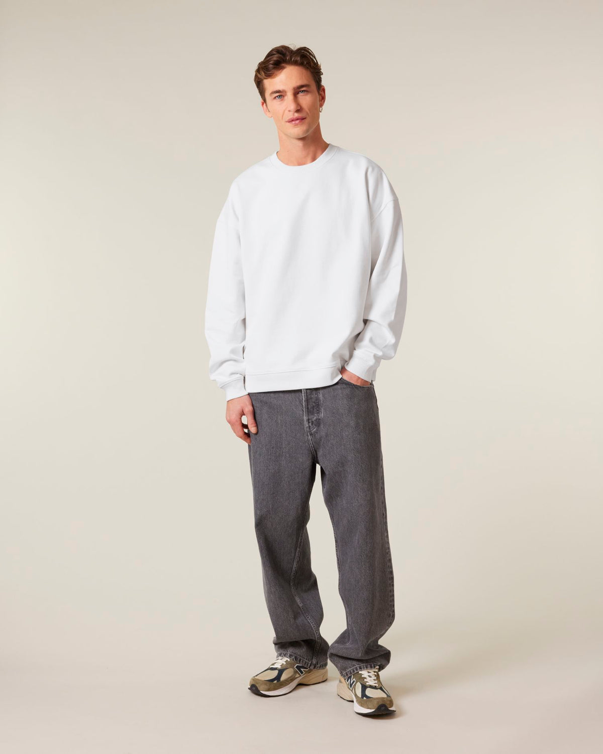 White - C001