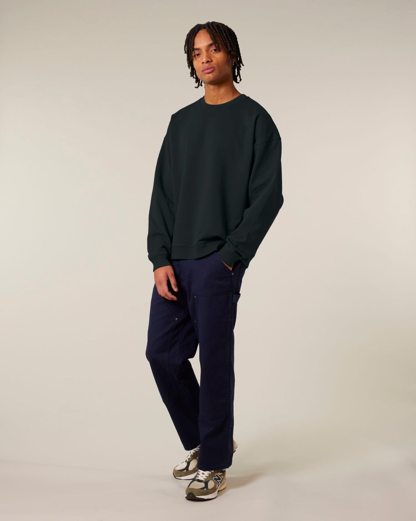 Black - C002