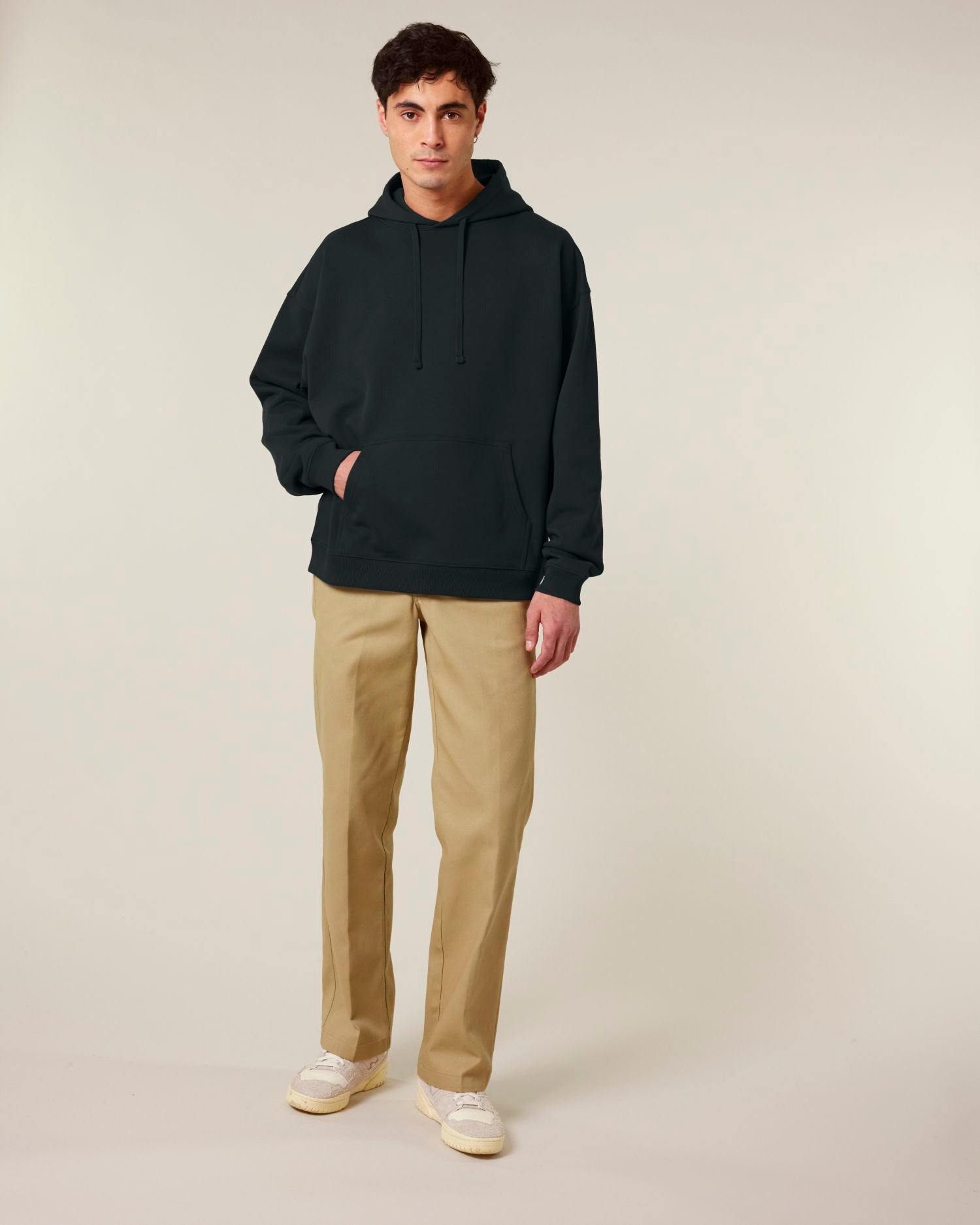 Black - C002
