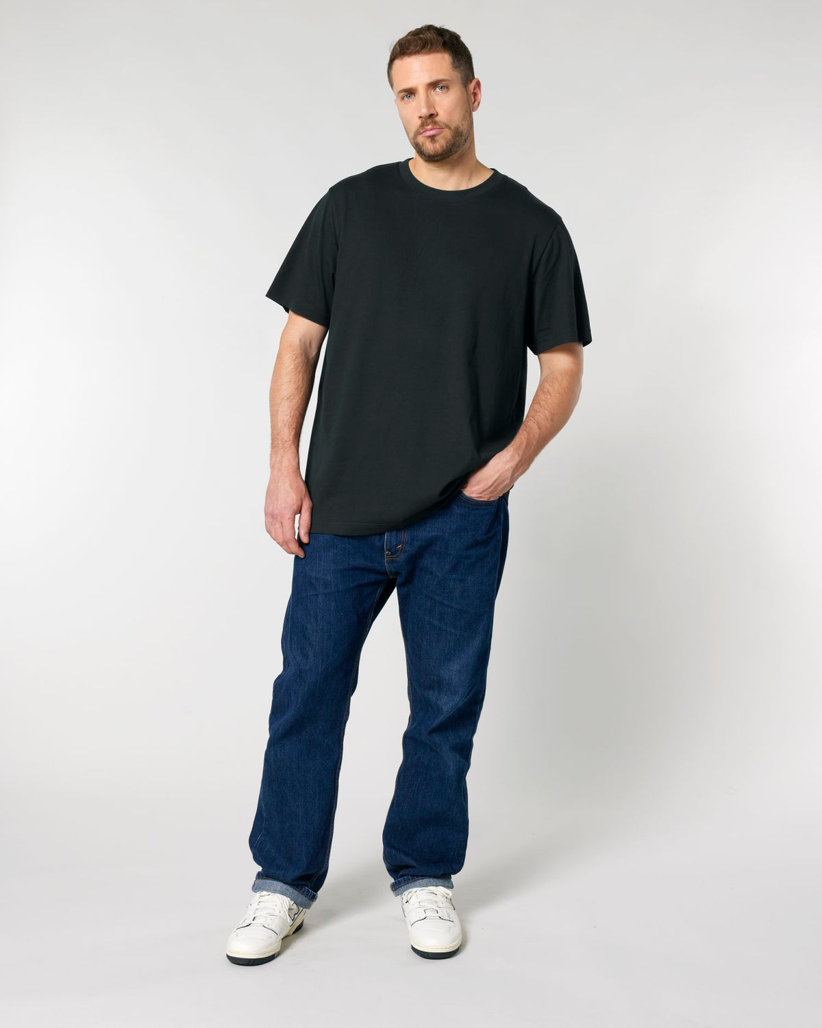 Black - C002