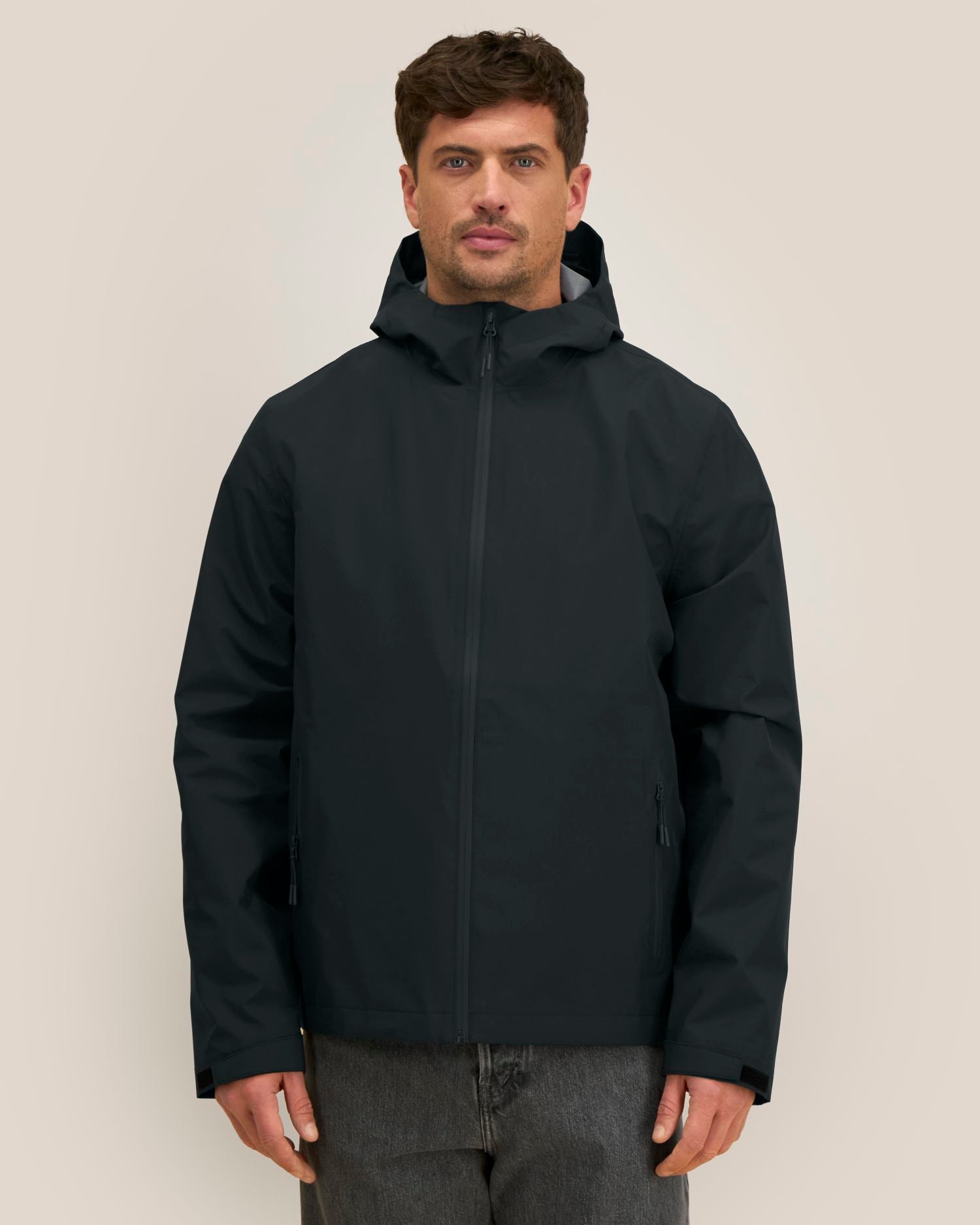 Black - C002