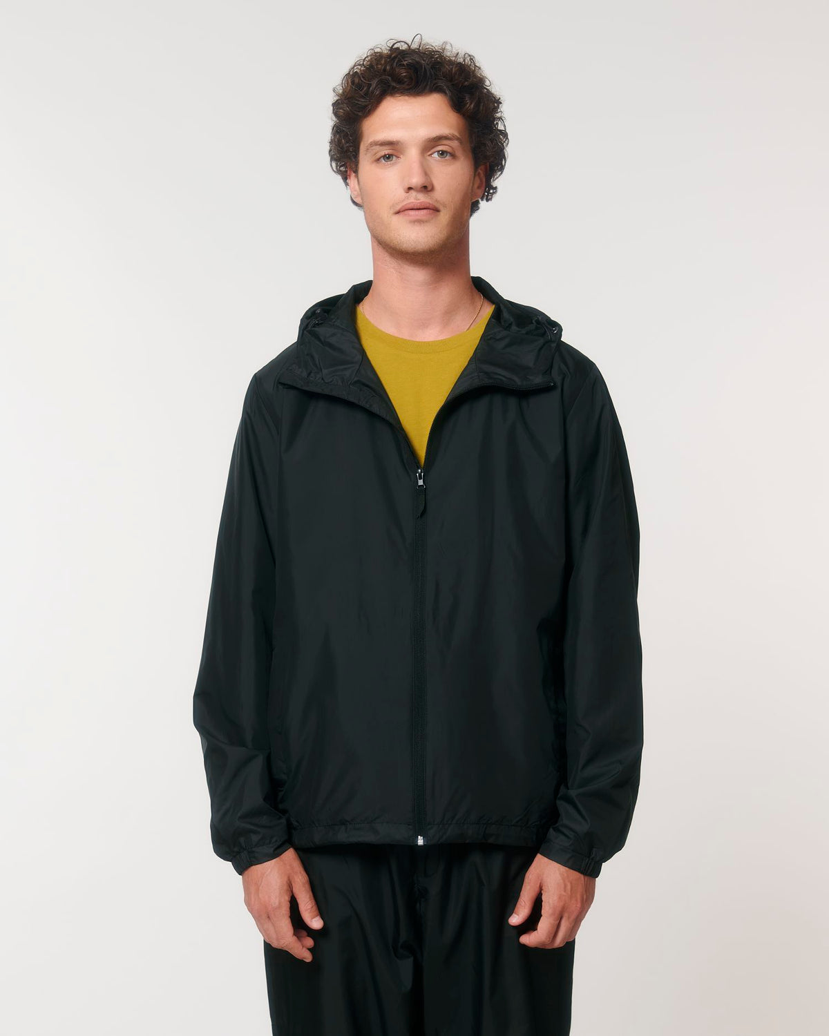 Black - C002