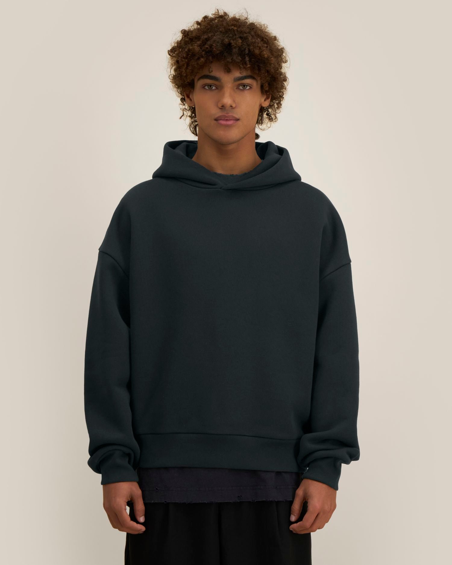 Black - C002
