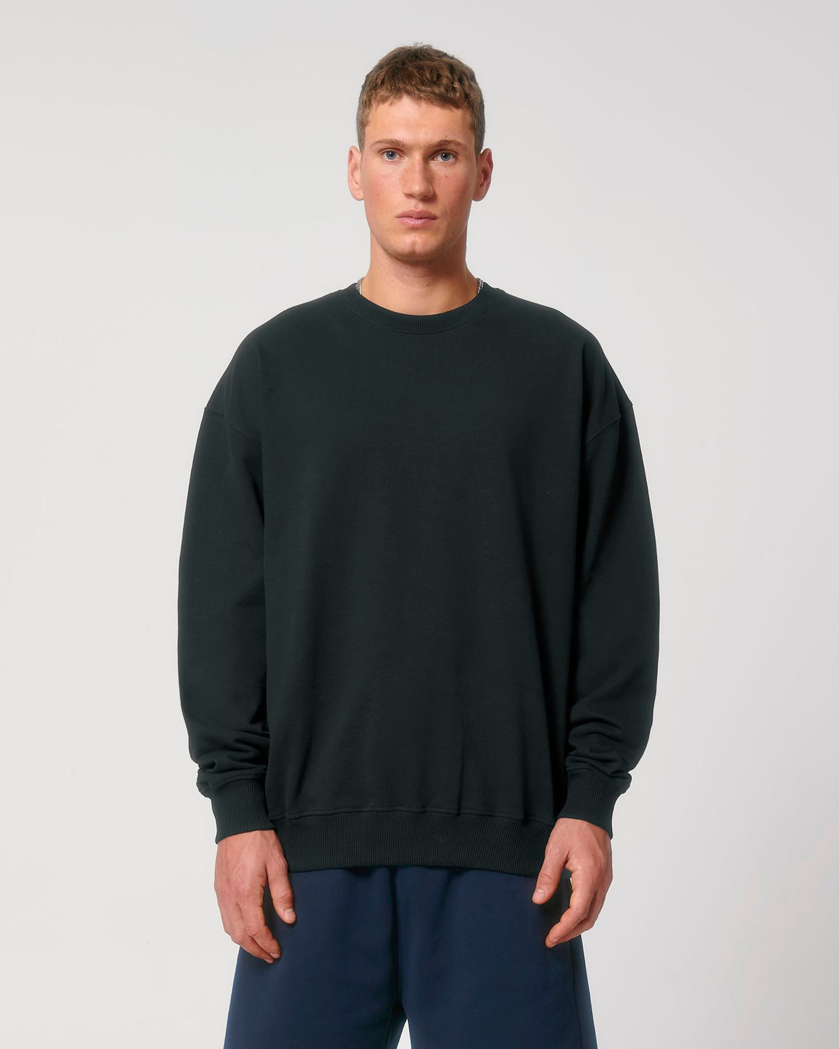 Black - C002