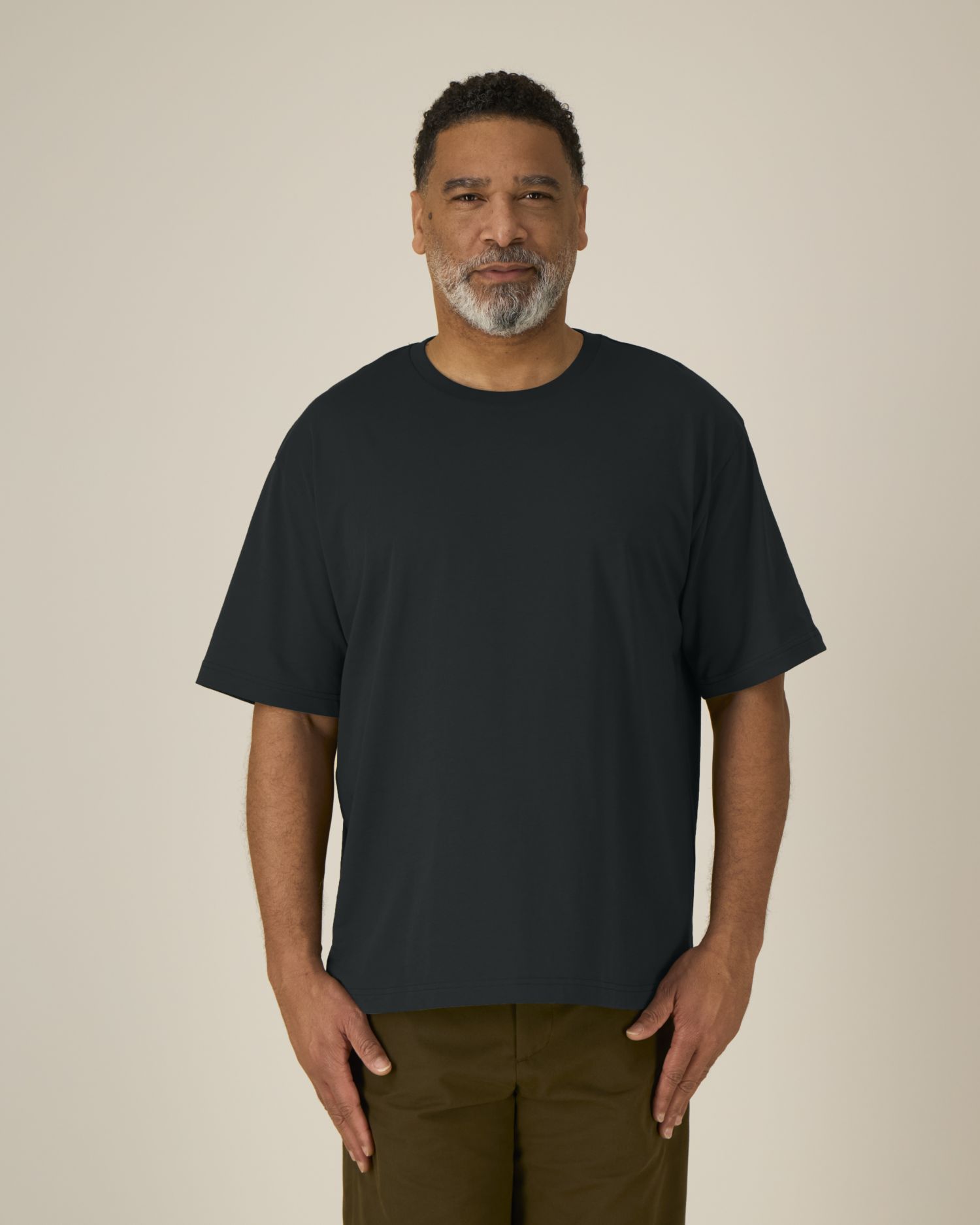 Black - C002