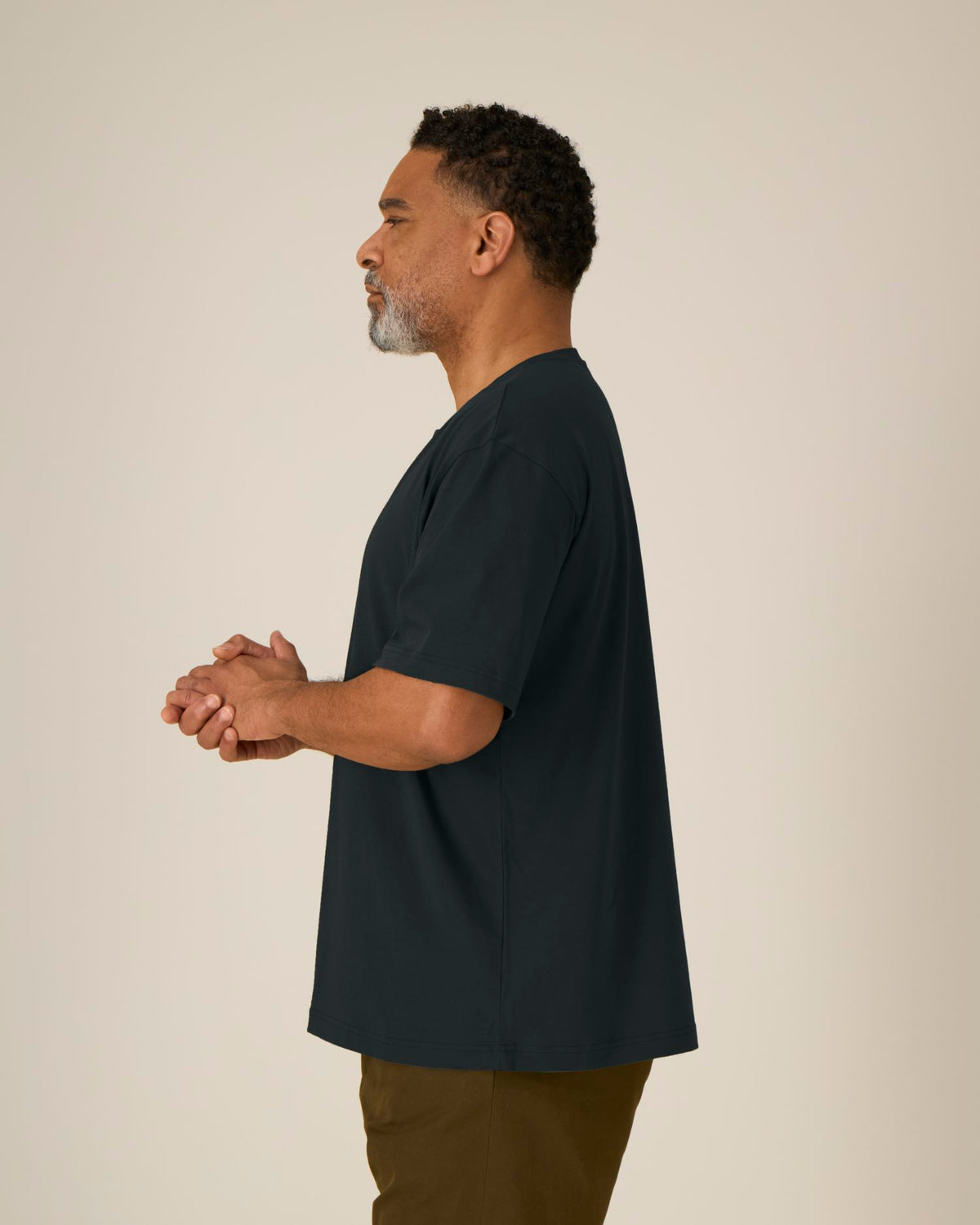 Black - C002