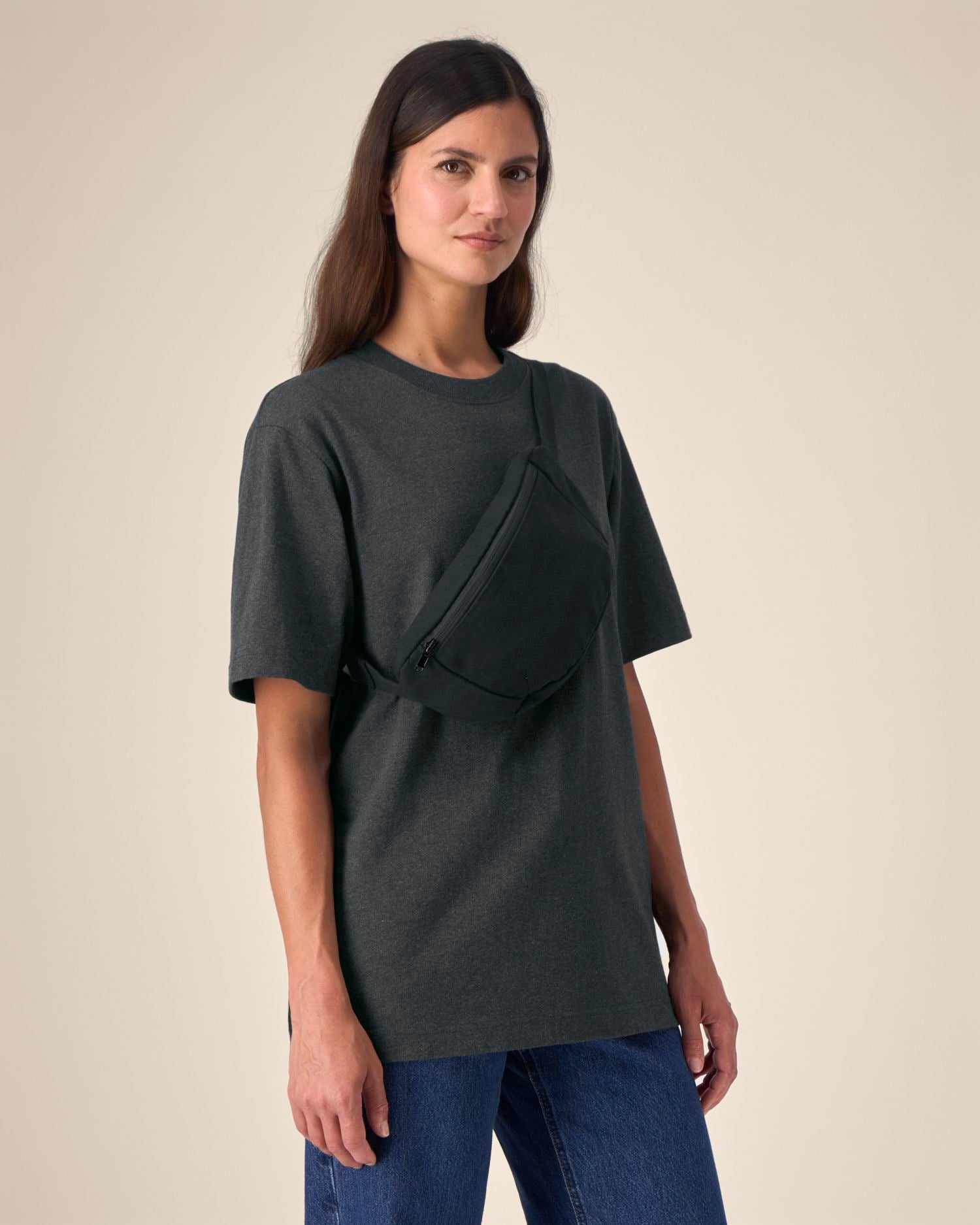 Black - C002