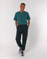 Black - C002