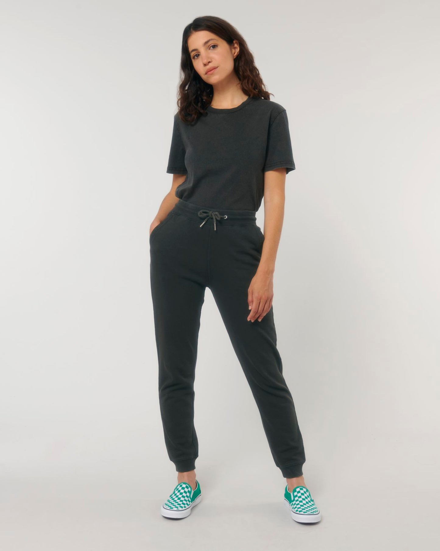 G. Dyed Black Rock - C140