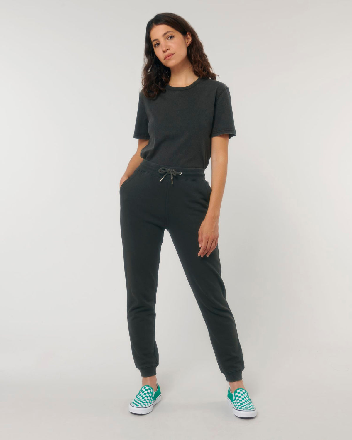 G. Dyed Black Rock - C140