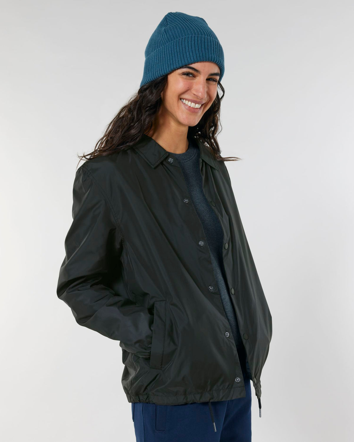Black - C002