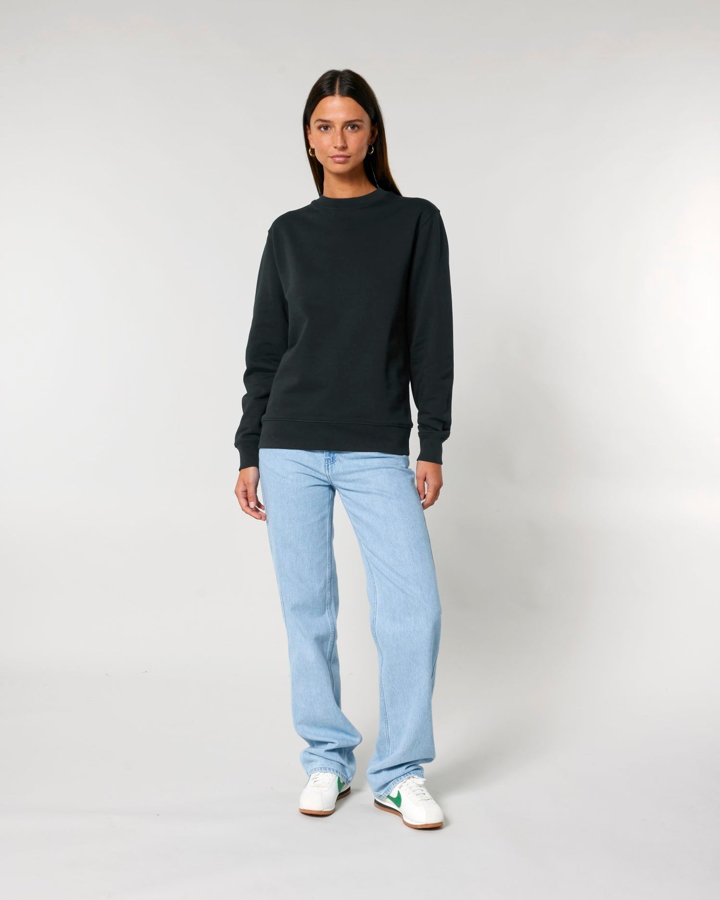 Black - C002