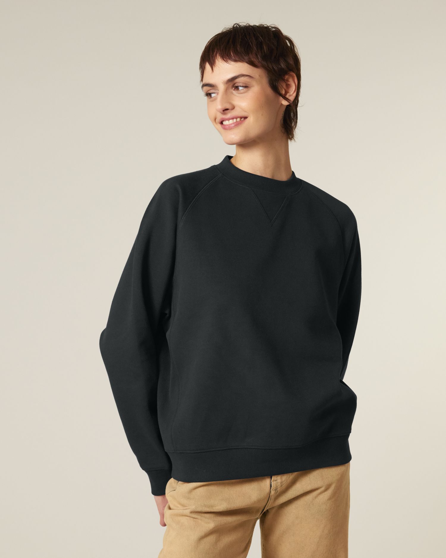 Black - C002