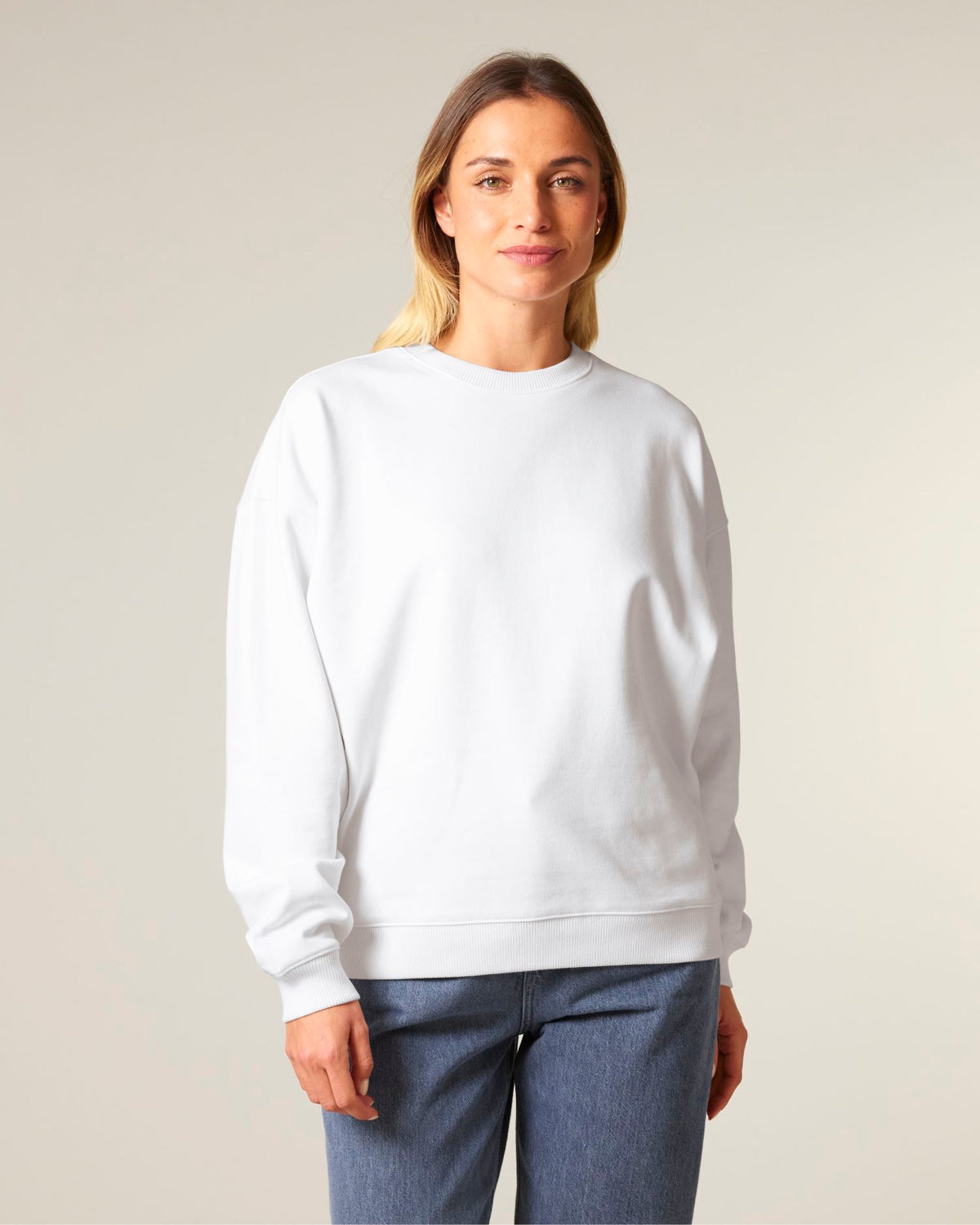 White - C001