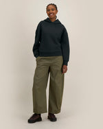 Black - C002