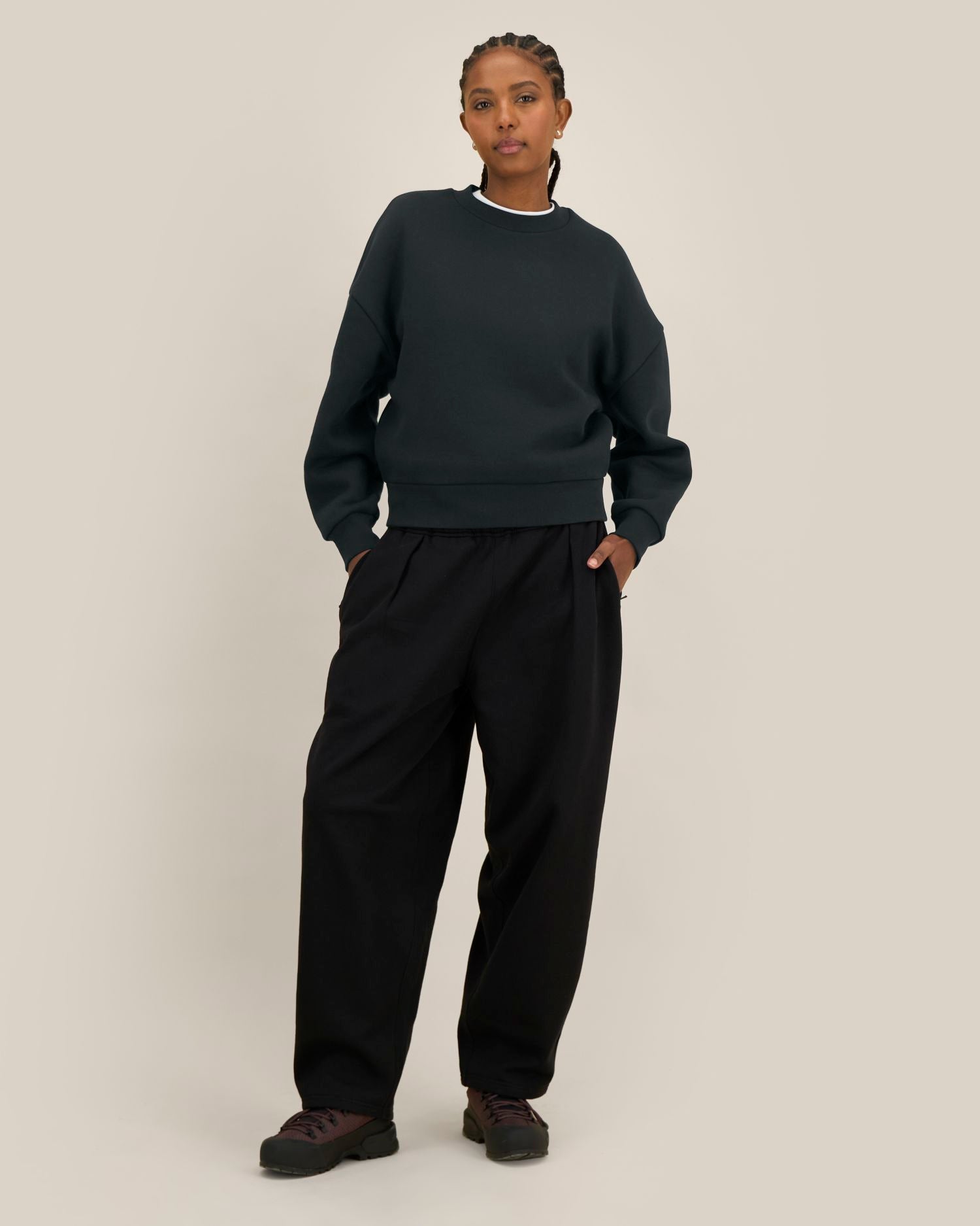 Black - C002