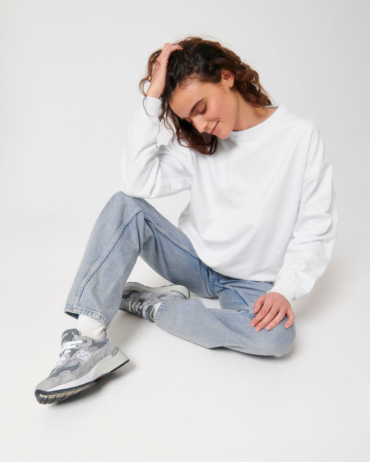 White - C001