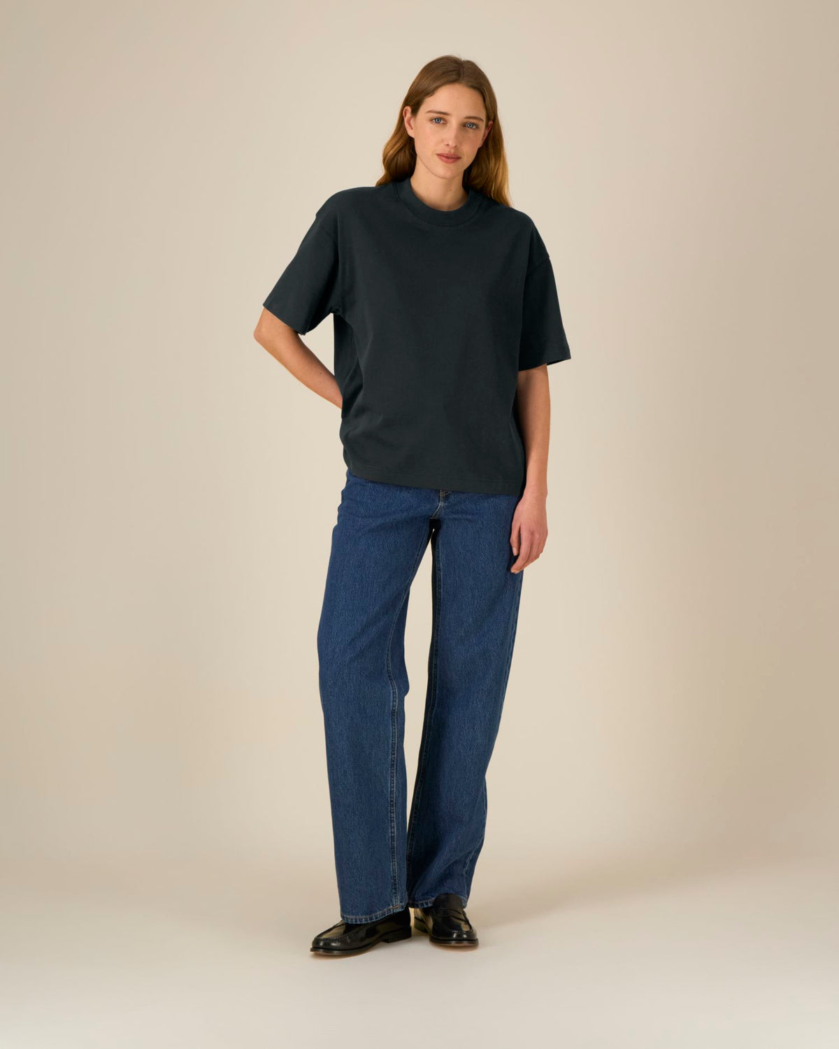 Black - C002