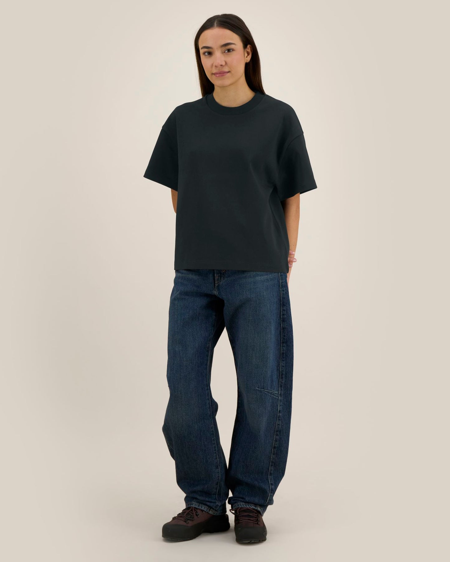 Black - C002