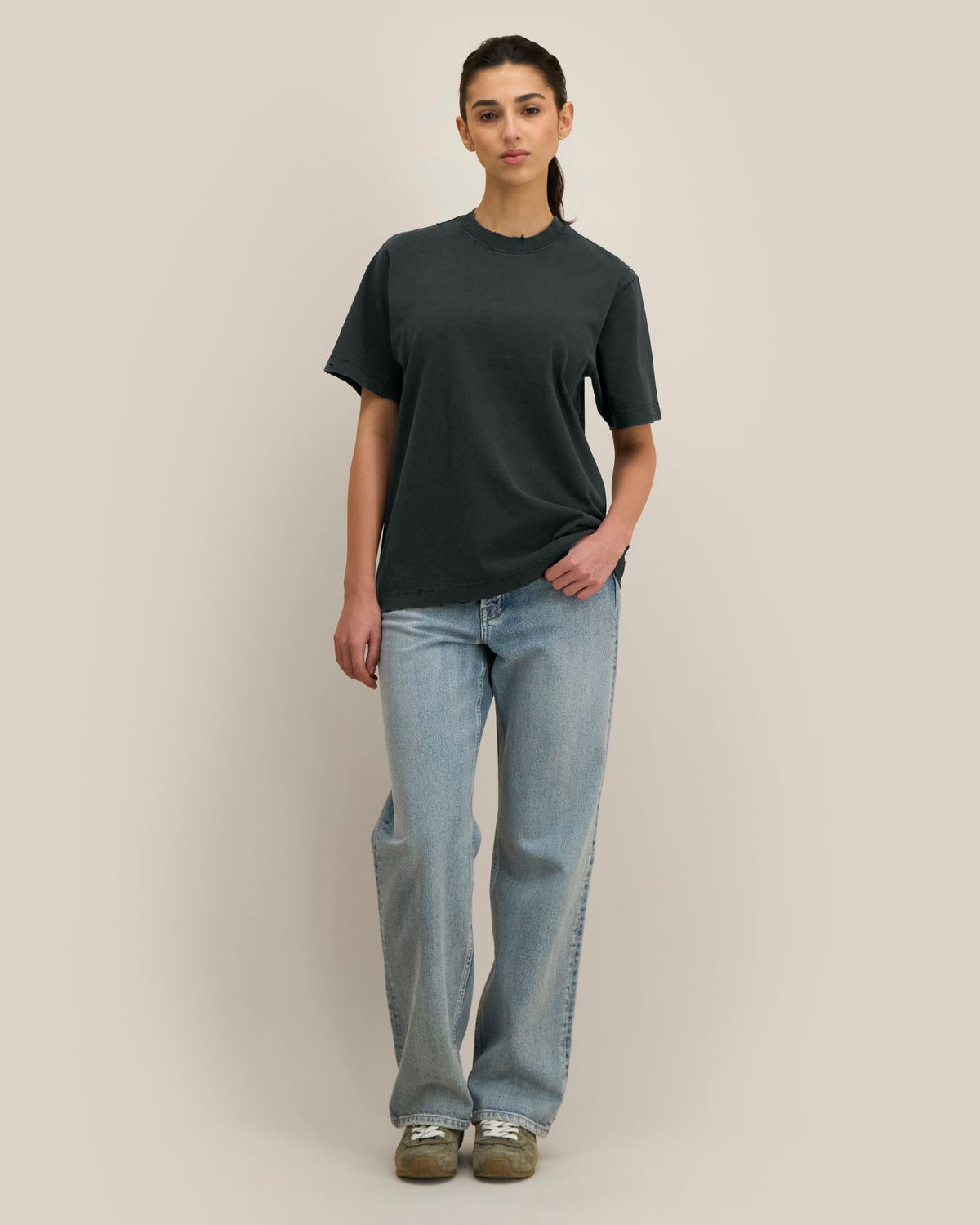 G. Dyed Black Rock - C140