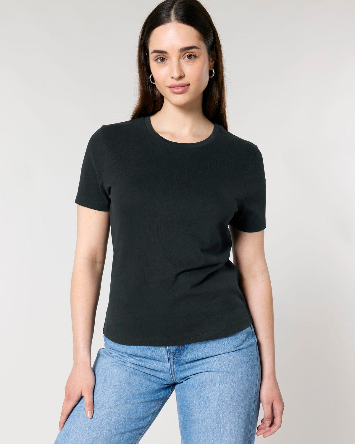 Black - C002