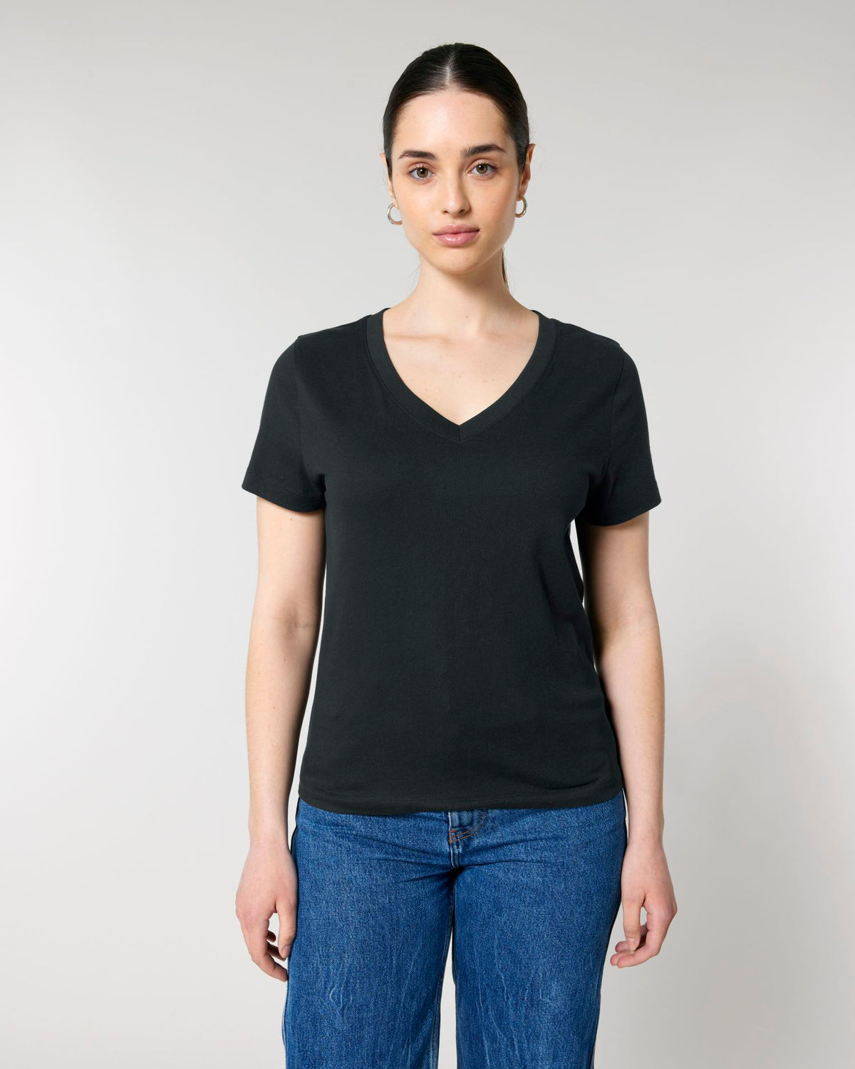 Black - C002