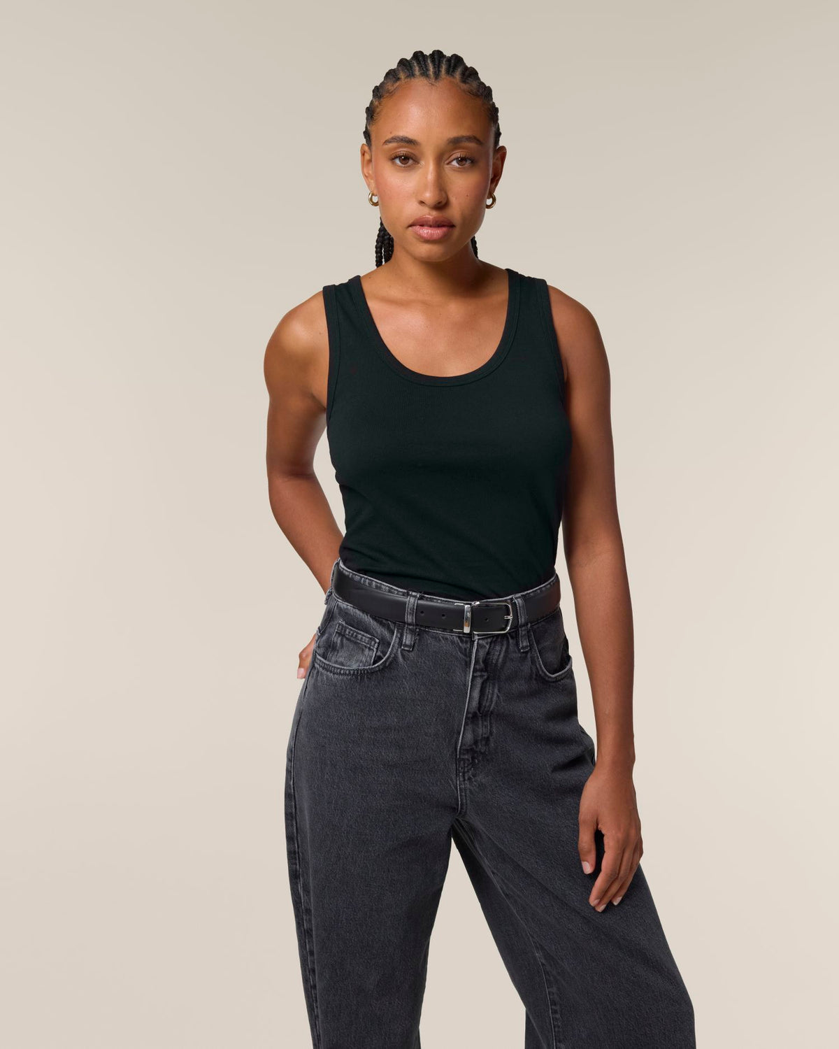 Black - C002