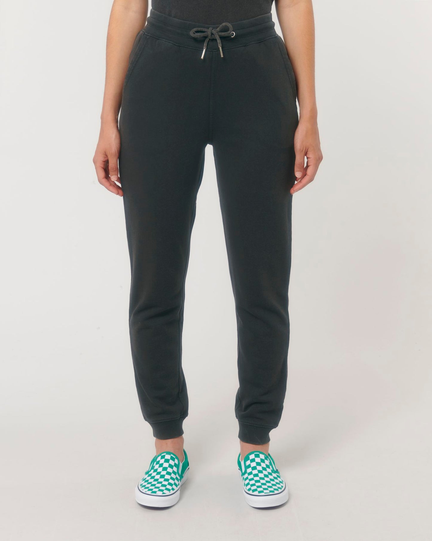 G. Dyed Black Rock - C140