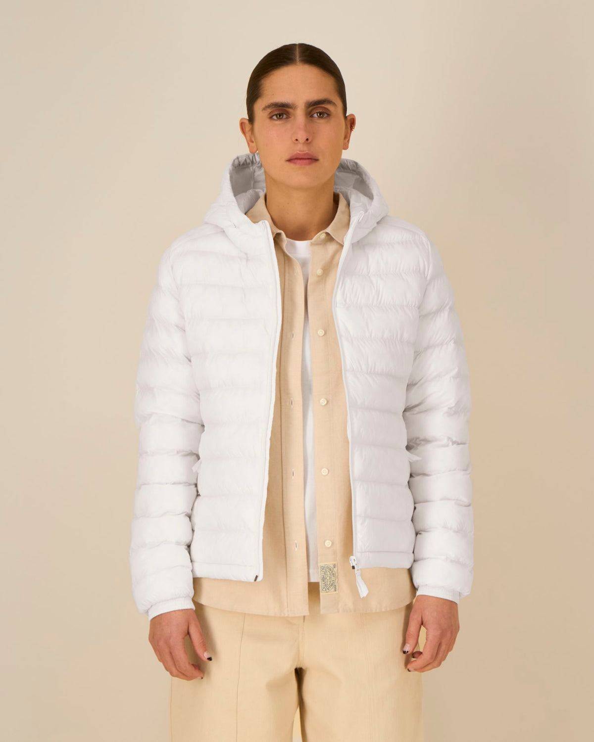 Off White - C018