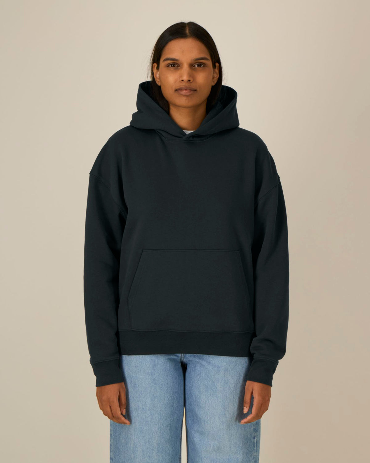 Black - C002