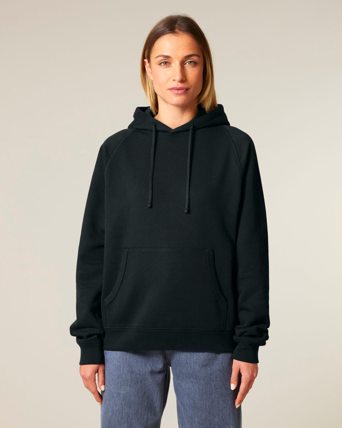 Black - C002