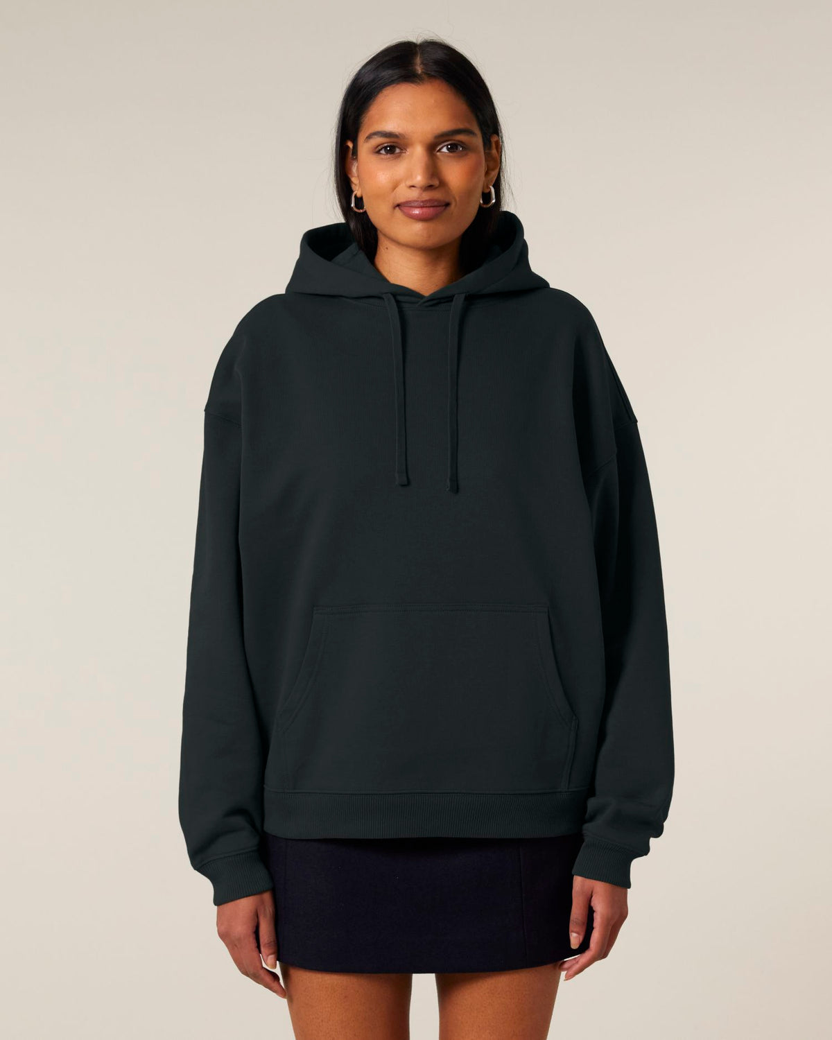 Black - C002
