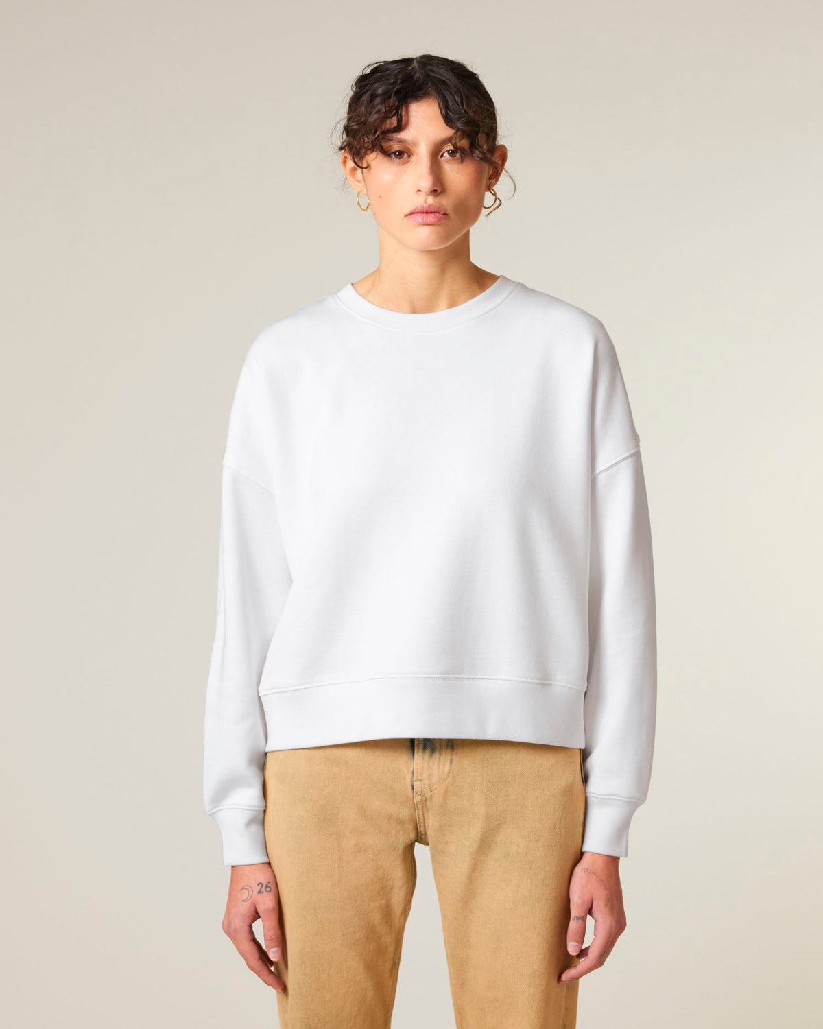 White - C001