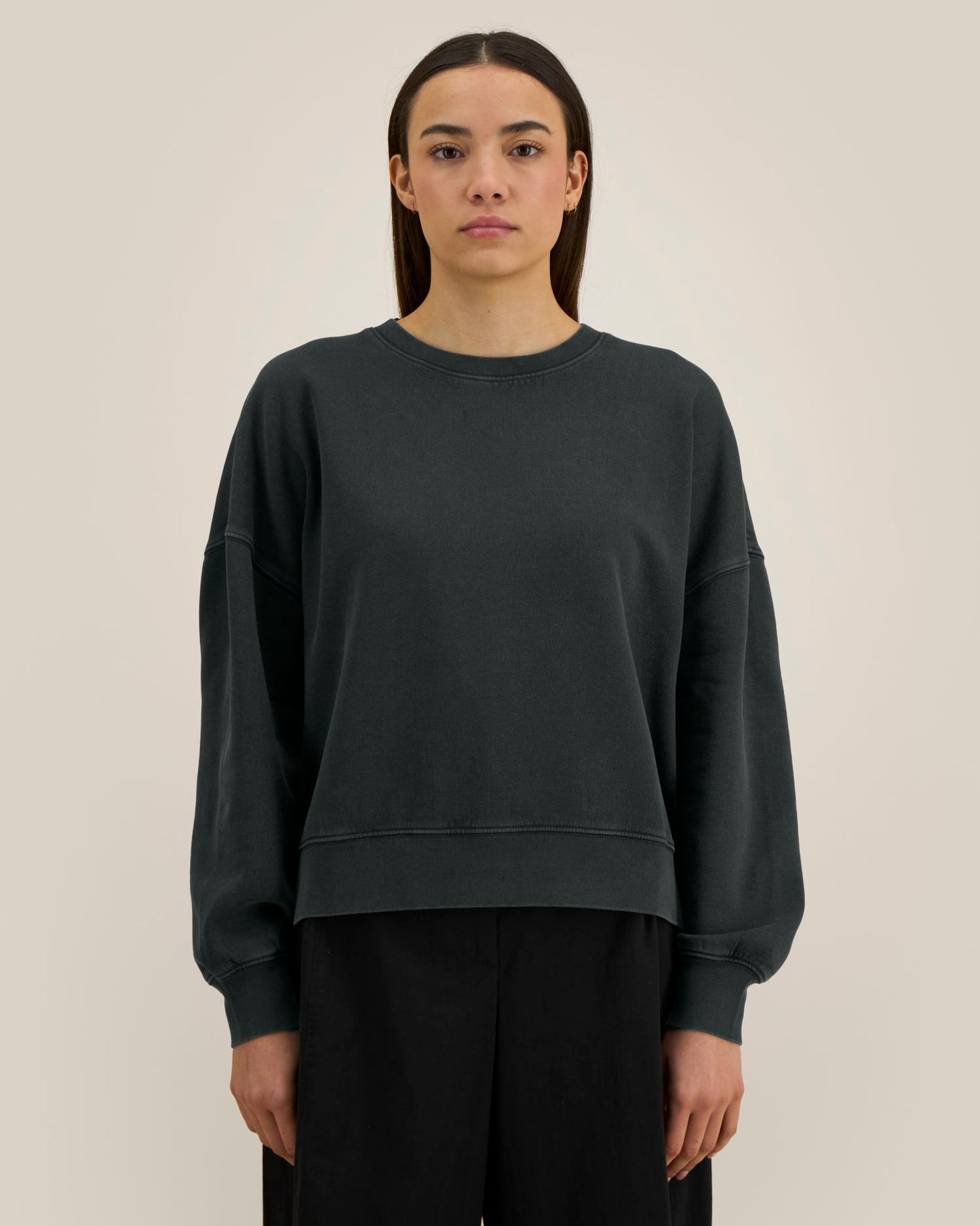 G. Dyed Black Rock - C140