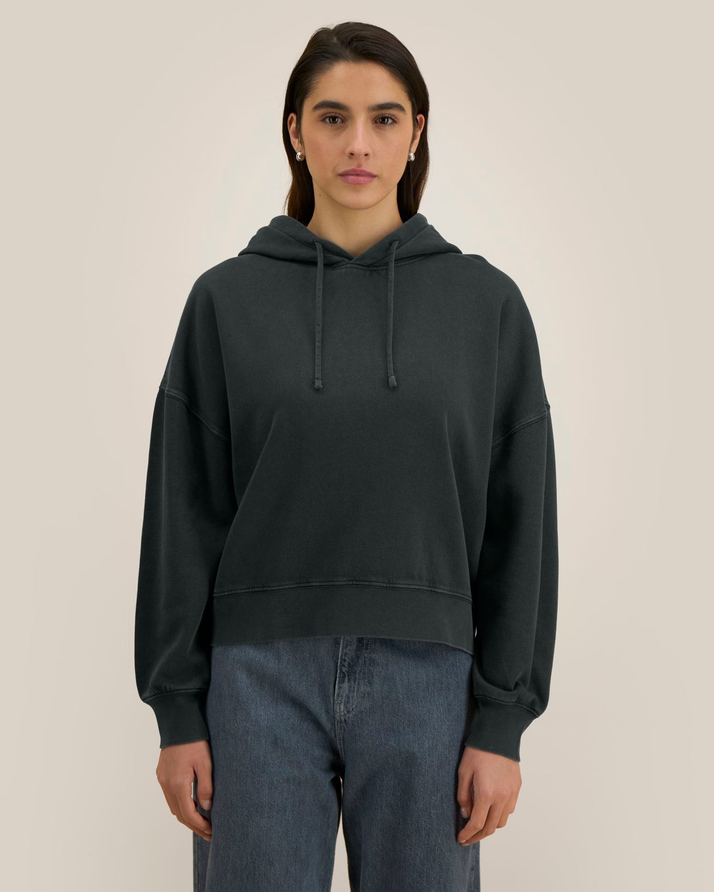 G. Dyed Black Rock - C140