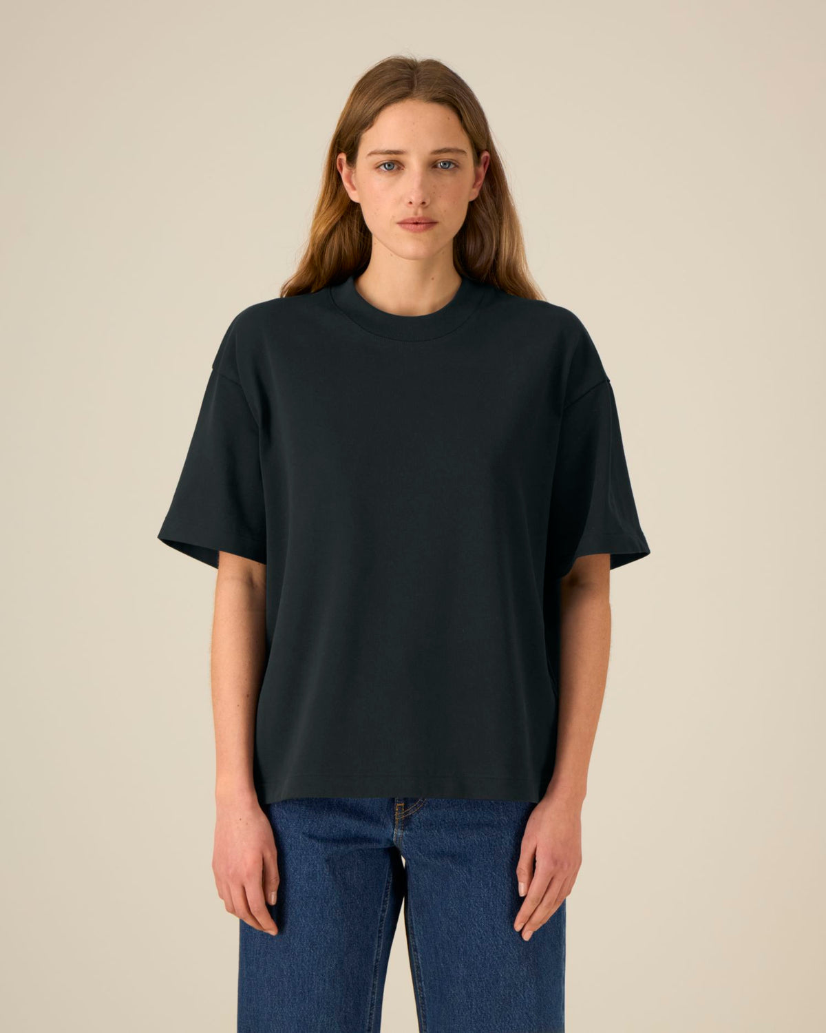 Black - C002