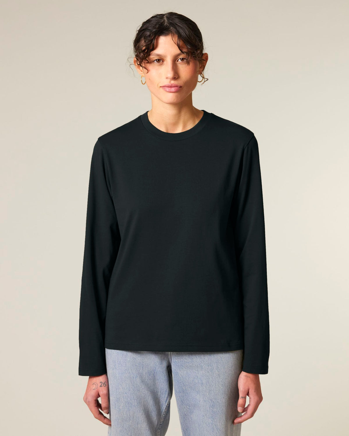 Black - C002