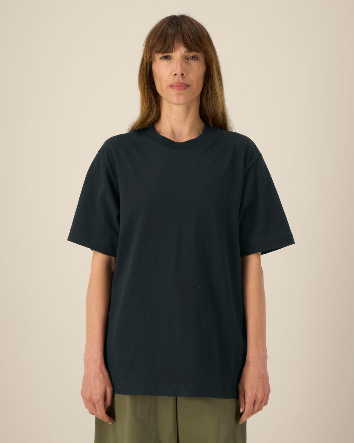 Black - C002