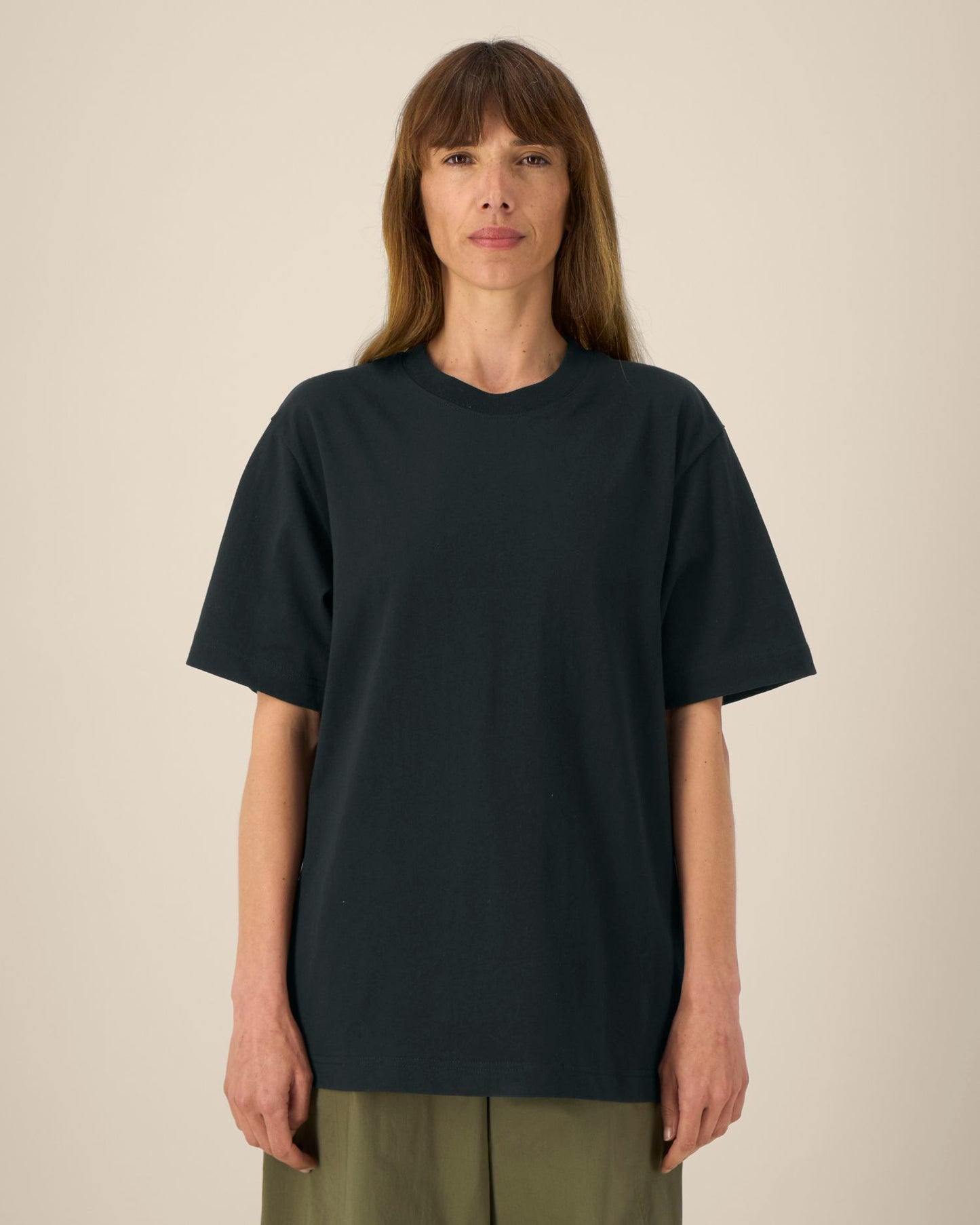 Black - C002