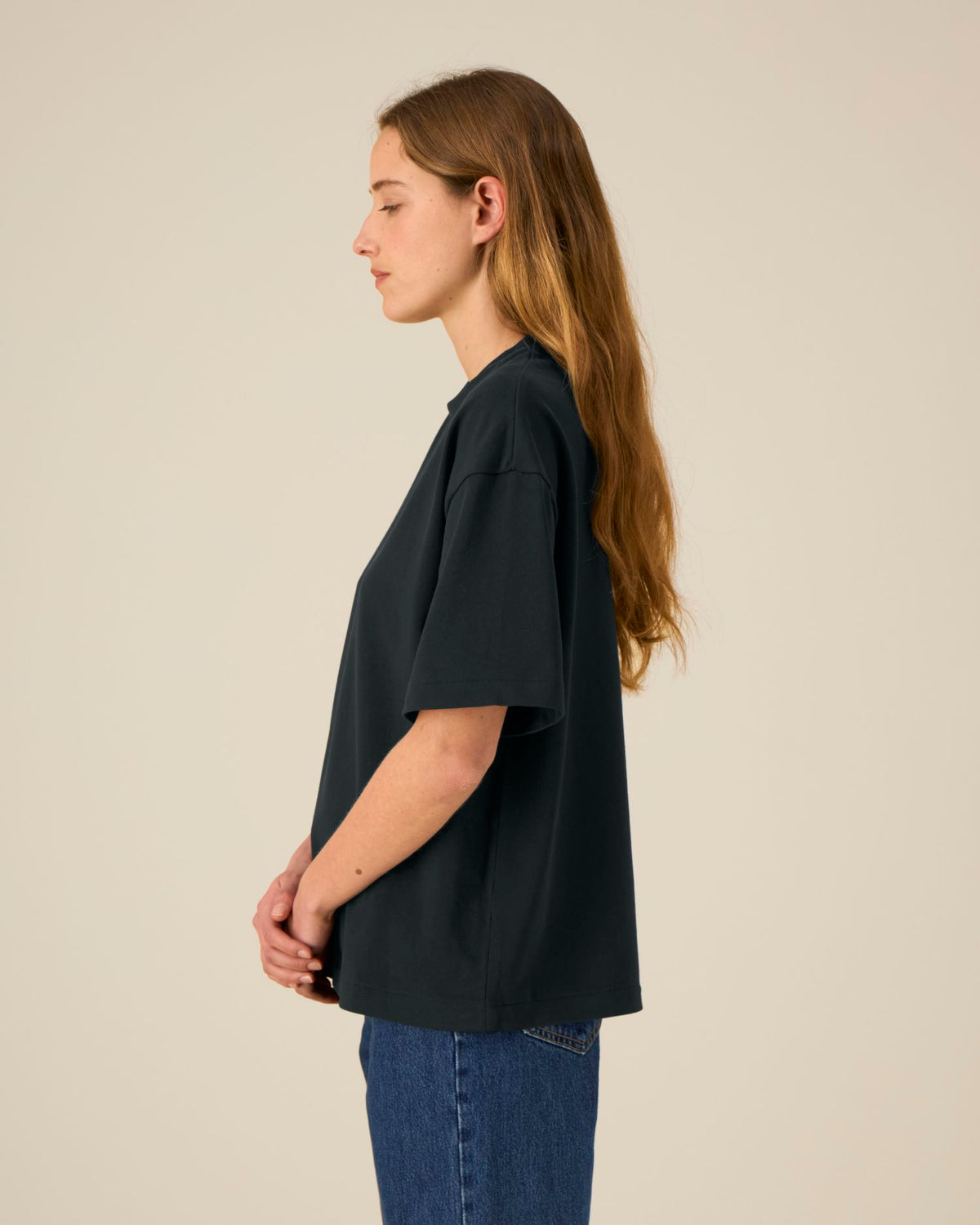 Black - C002