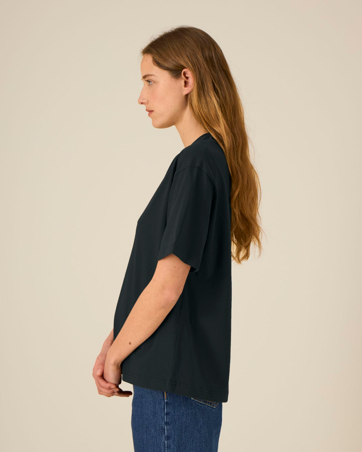 Black - C002