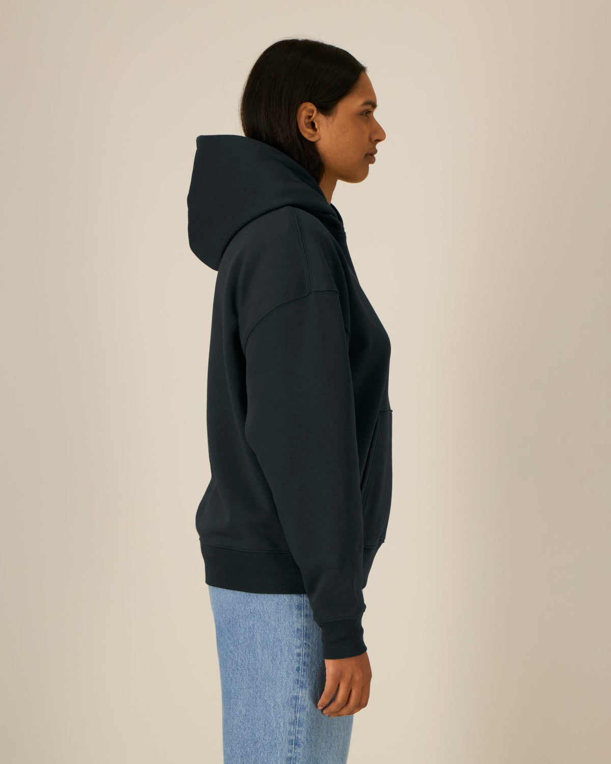 Black - C002