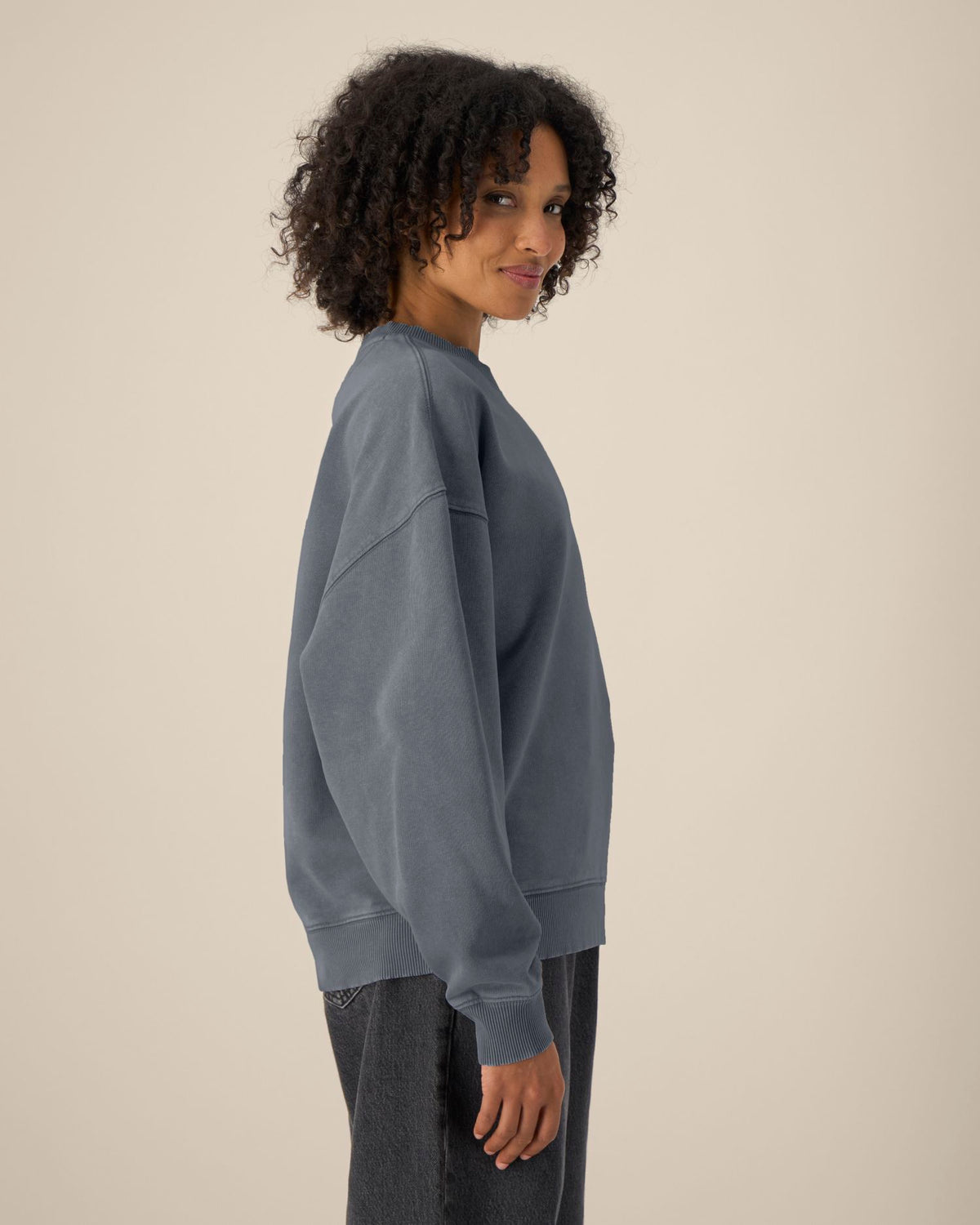 G. Dyed Anthracite - C162