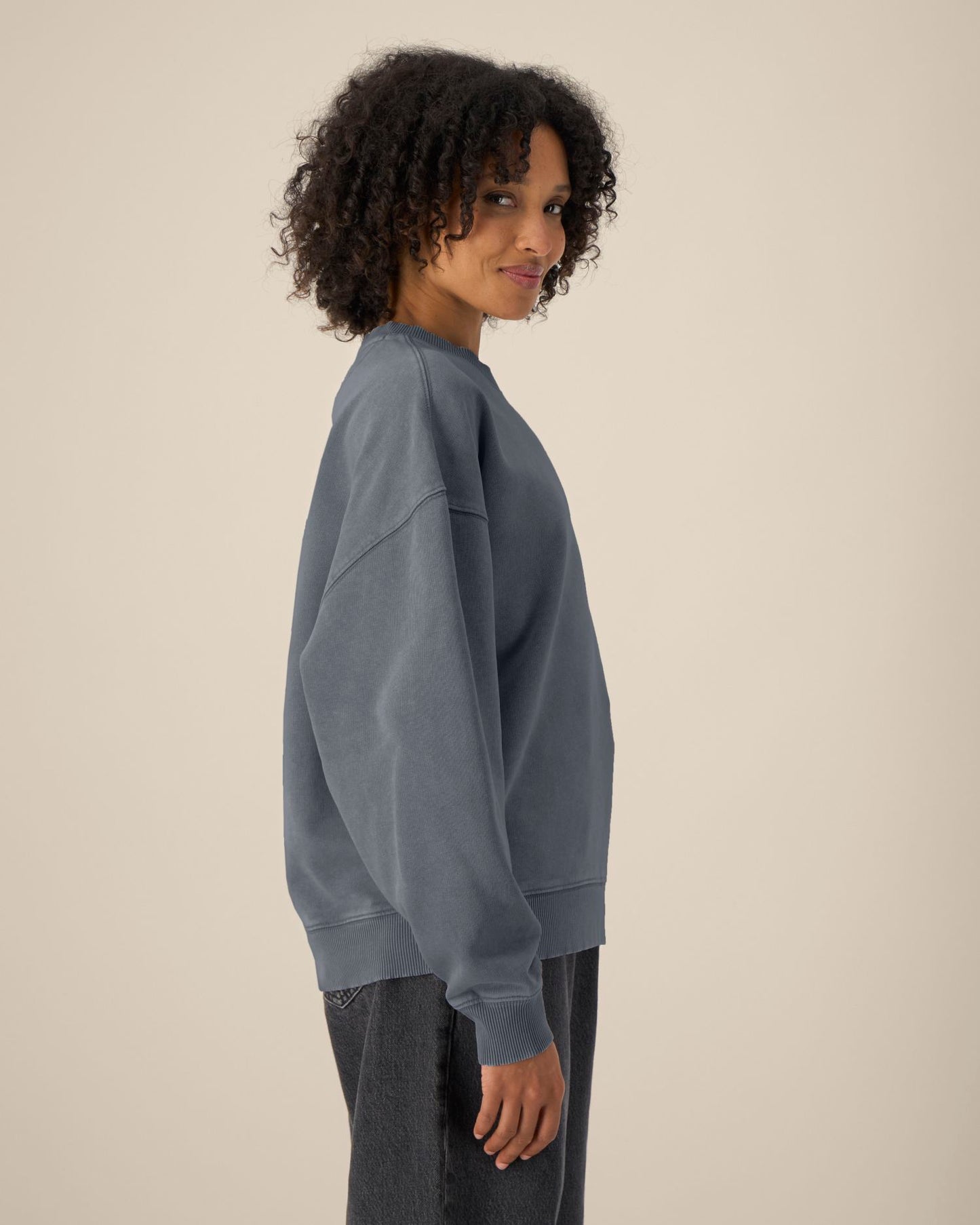 G. Dyed Anthracite - C162