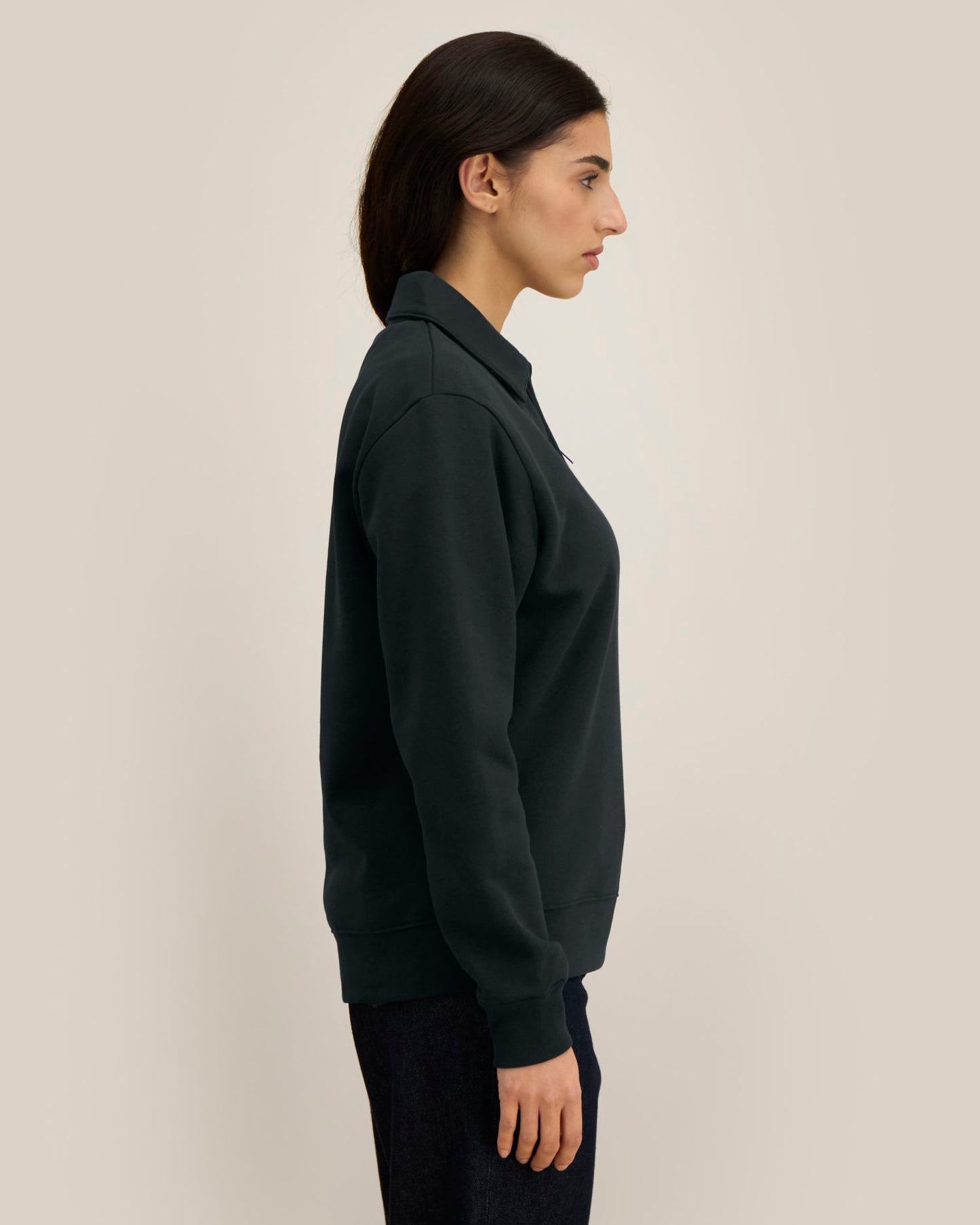 Black - C002
